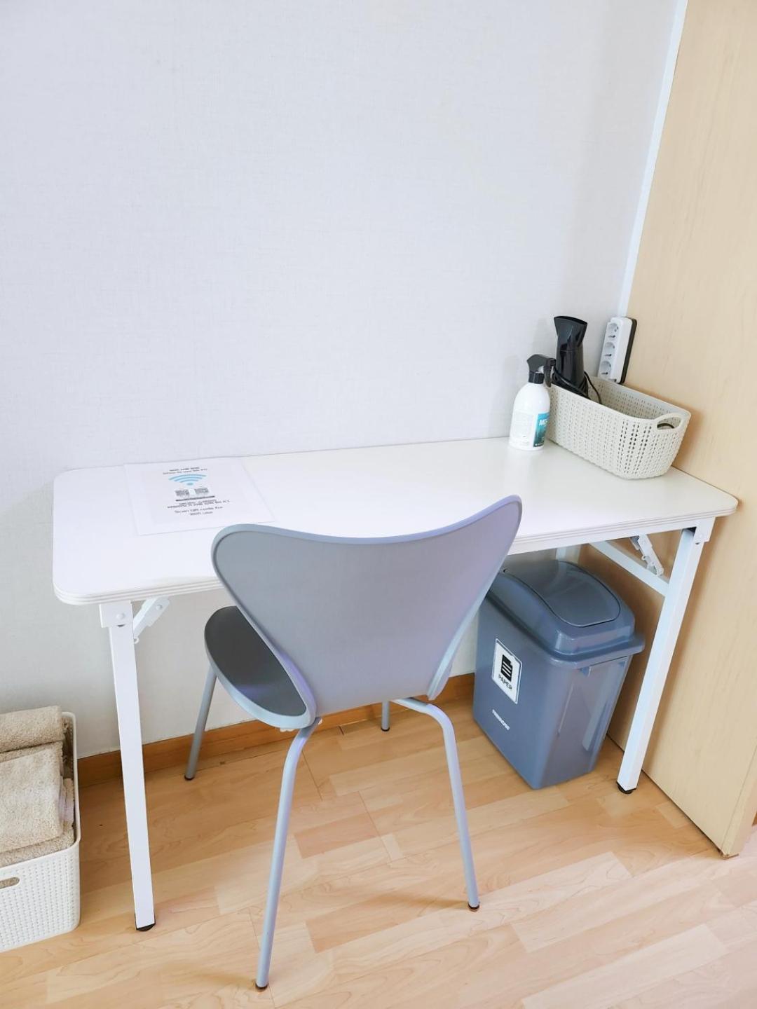 Hotel Hongdae Cleanhouse à Séoul Extérieur photo